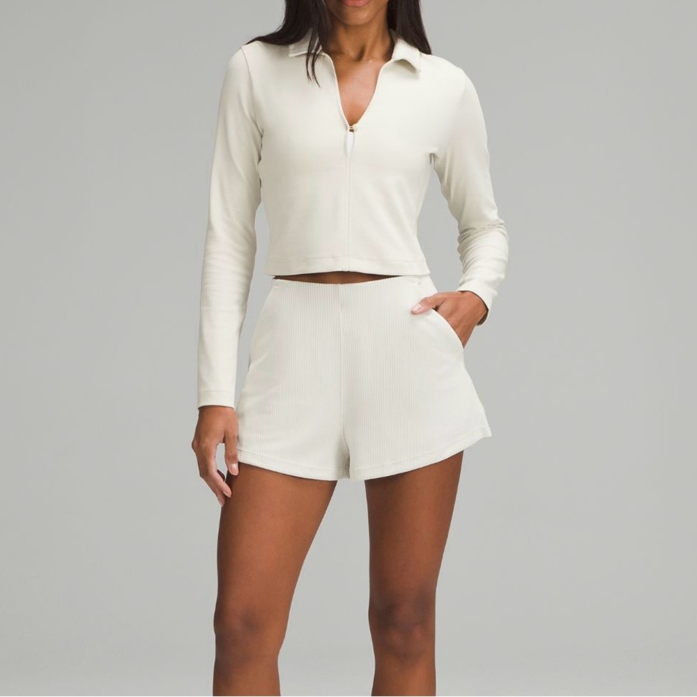 Lululemon Ribbed Softstreme High-Rise Short 2" size 2